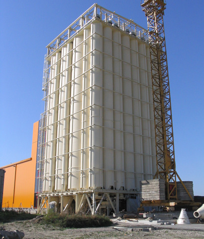 Silo station for fodder components